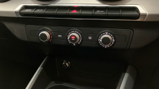 Audi Q2 35 TFSI Black Edition 5dr S Tronic Petrol Estate